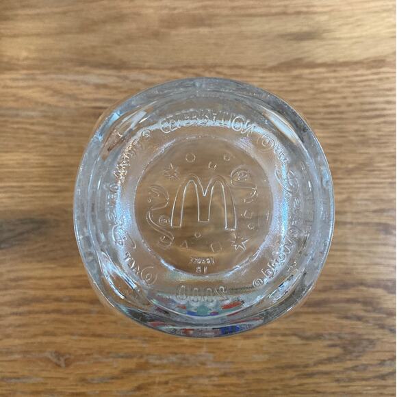 Walt Disney World Year 2000 Celebration McDonalds Collector Glass Tumbler - Picture 5 of 5